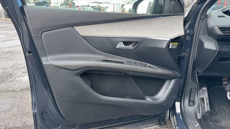 Peugeot 3008 2.0 BlueHDi 180 Eat6 Gt