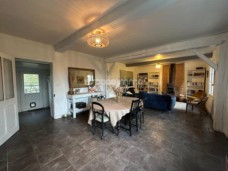 Maison - 158 m² - 7 pièces