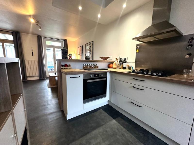 Maison - 92 m² - 4 pièces