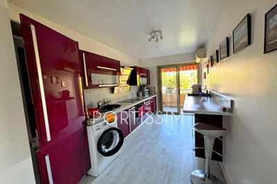 Appartement - 77 m² - 3 pièces