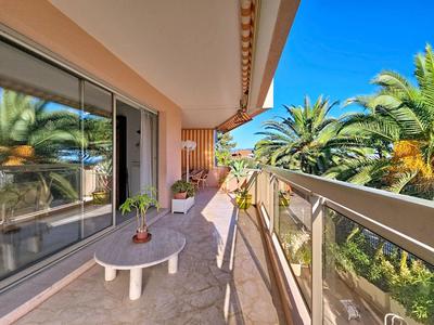 Appartement - 85 m² - 3 pièces