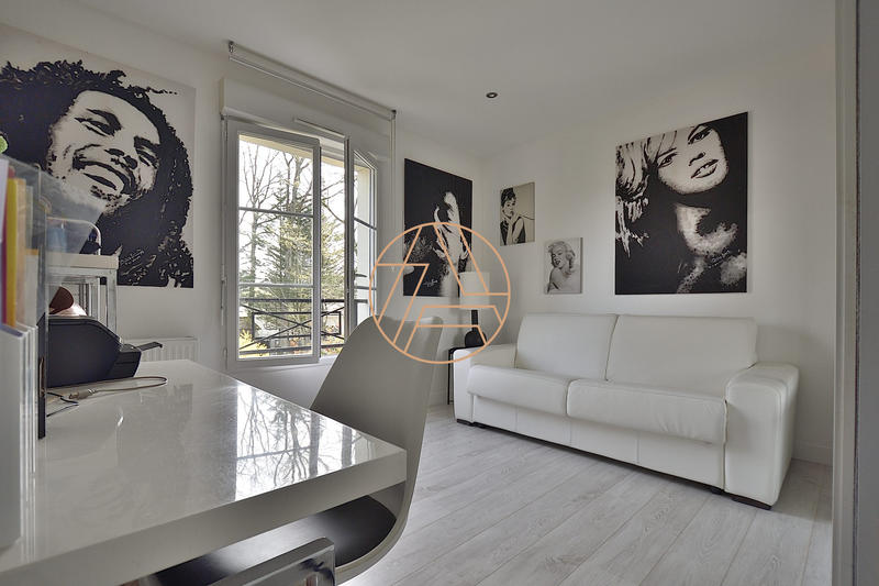 Maison - 147 m² - 7 pièces