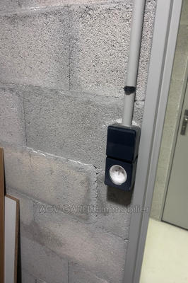 Parking / Garage - 2 m²