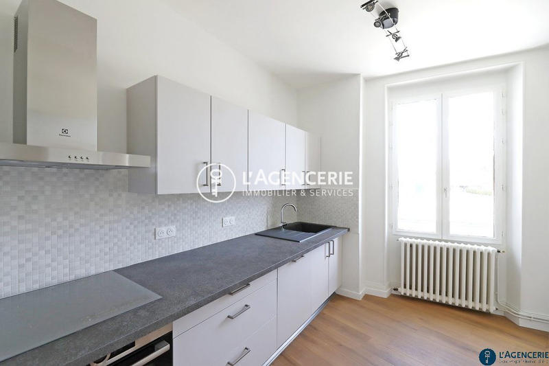 Appartement - 106 m² - 3 pièces