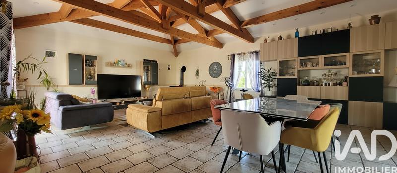 Maison - 205 m² - 8 pièces