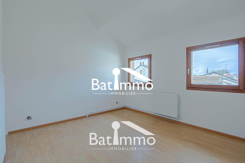 Appartement - 95 m² - 3 pièces