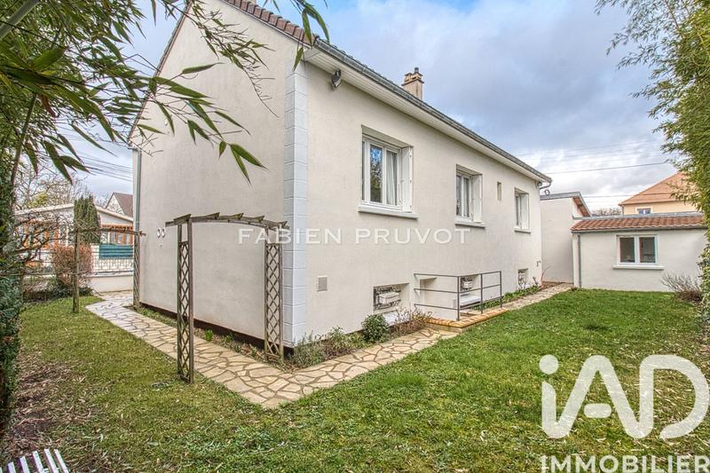 Maison - 151 m² - 7 pièces