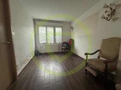 Maison - 98 m² - 5 pièces