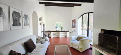 Maison - 237 m² - 6 pièces