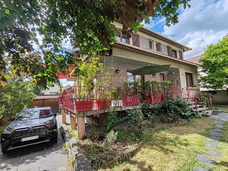 Maison - 143 m² - 6 pièces