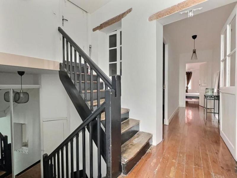 Maison - 180 m² - 5 pièces