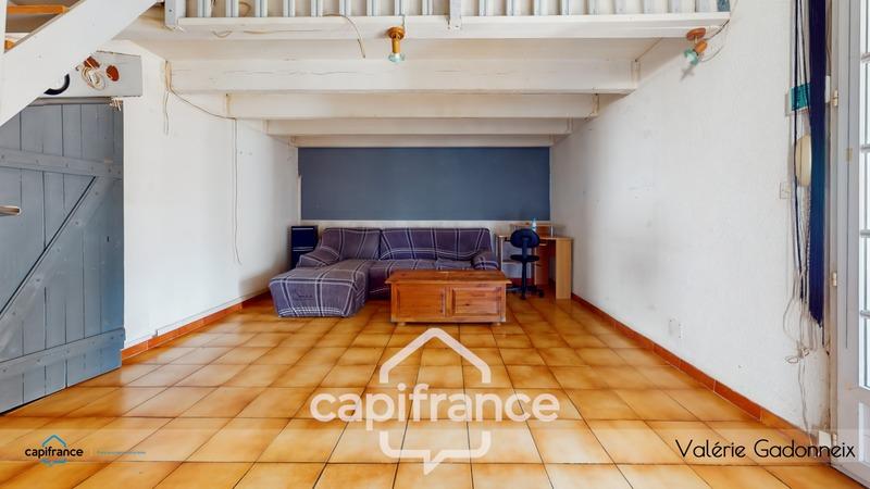 Propriété - 765 m² - 23 pièces