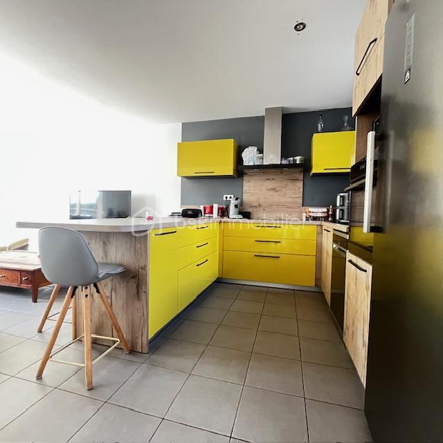 Maison - 85 m² - 4 pièces