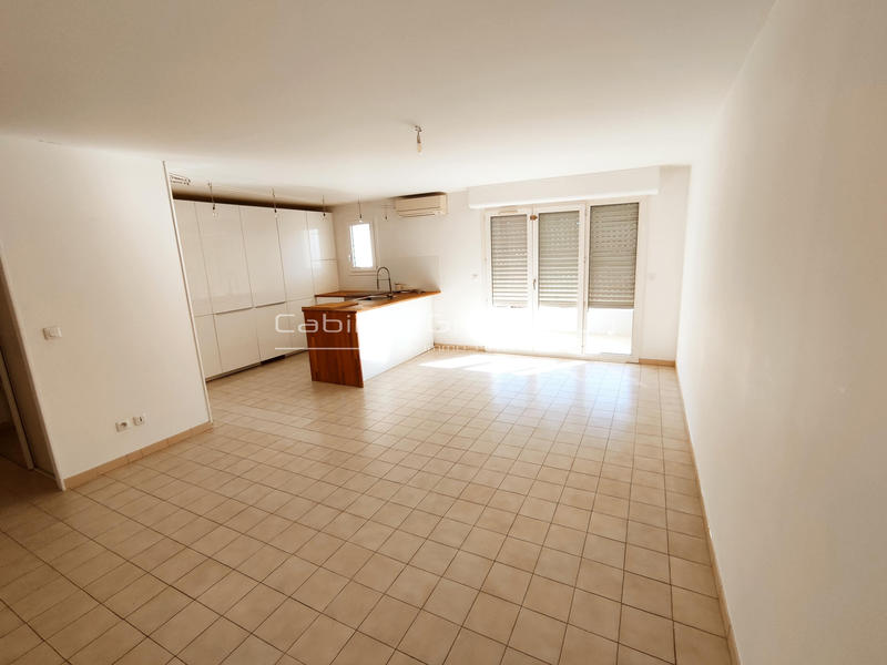 Appartement - 70 m² - 3 pièces
