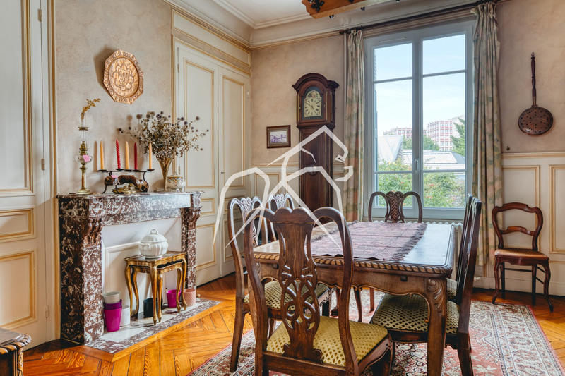 Maison - 165 m² - 6 pièces