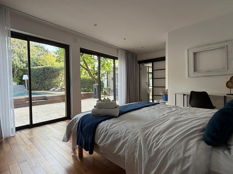 Maison - 253 m² - 6 pièces