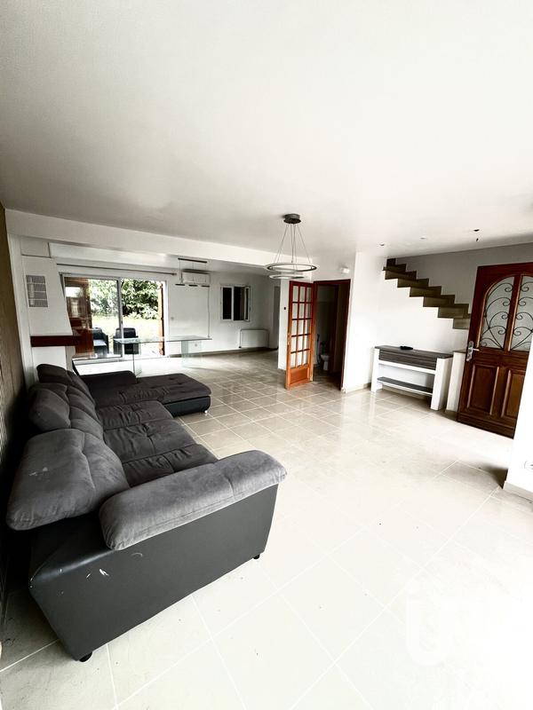 Maison - 140 m² - 6 pièces