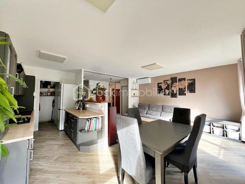 Appartement - 85 m² - 4 pièces