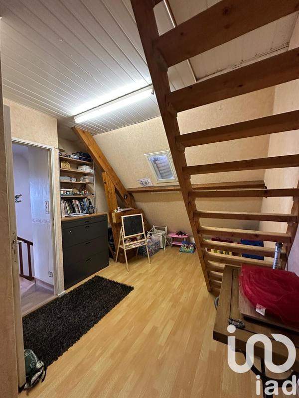 Maison - 180 m² - 6 pièces