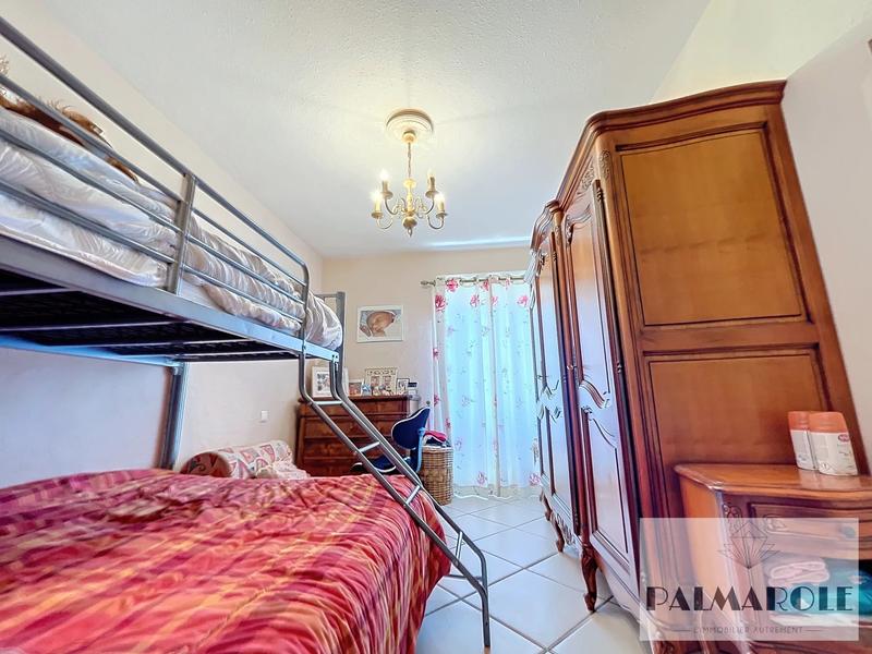 Appartement - 85 m² - 4 pièces