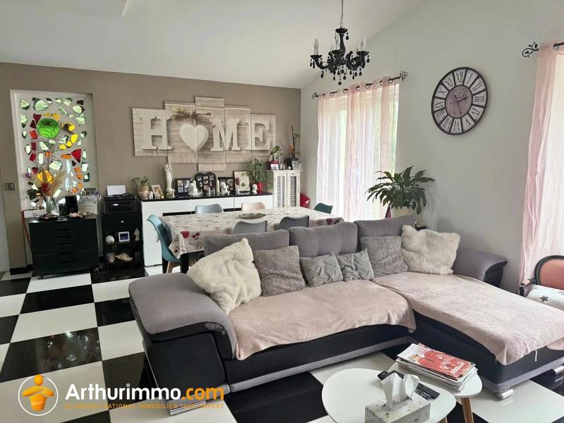 Maison - 88 m² - 5 pièces