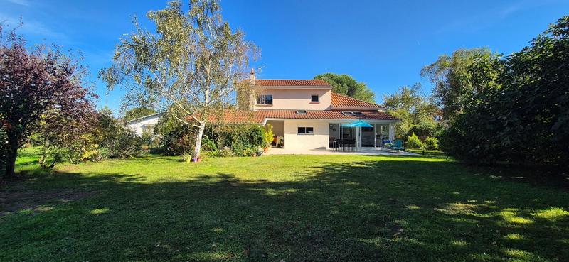 Maison - 175 m² - 5 pièces