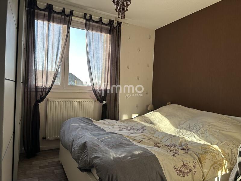 Appartement - 80 m² - 4 pièces