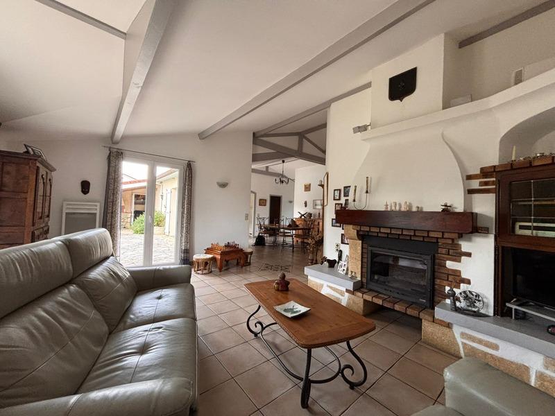 Maison - 152 m² - 6 pièces