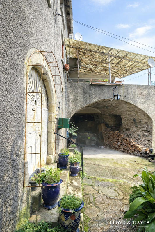 Maison ancienne - 232 m² - 11 pièces