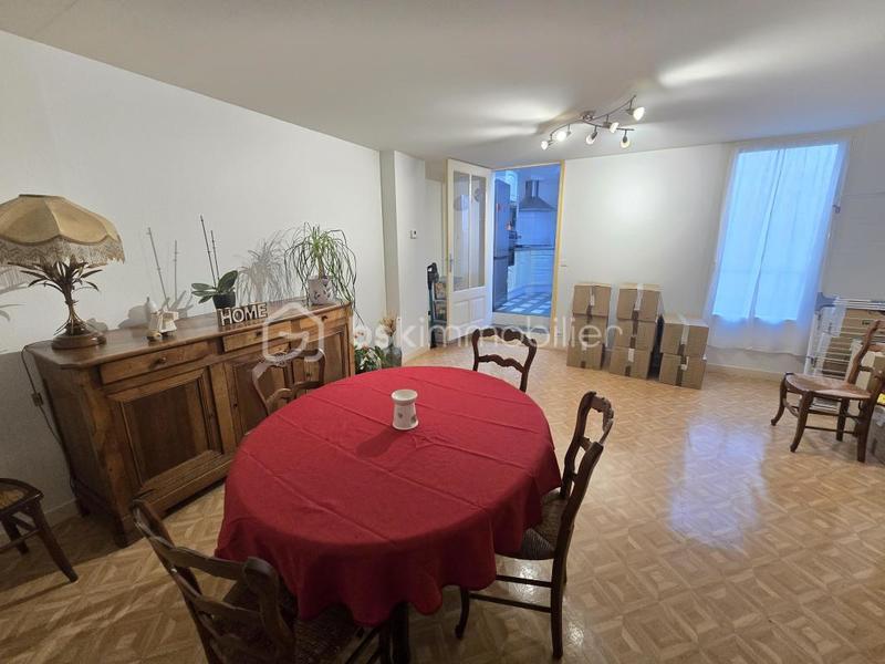 Immeuble - 106 m² - 5 pièces