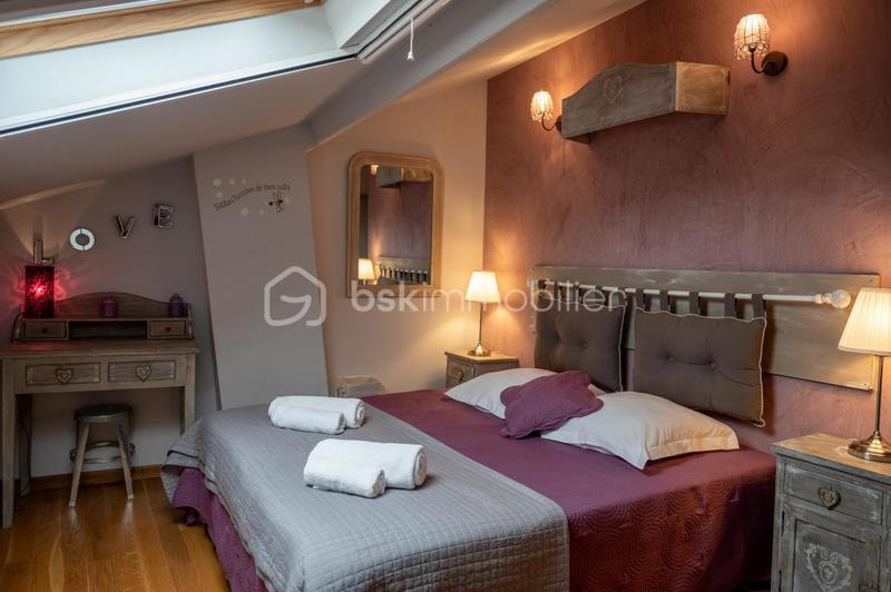 Propriété - 500 m² - 23 pièces