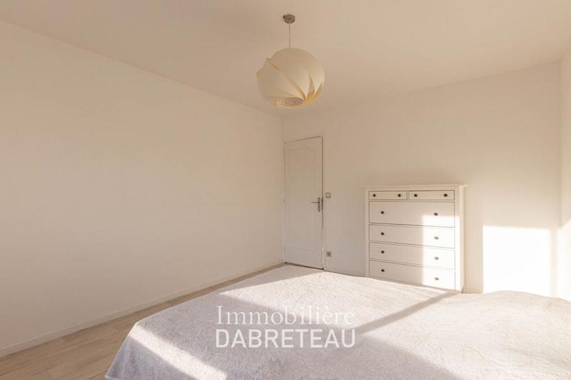 Appartement - 106 m² - 4 pièces