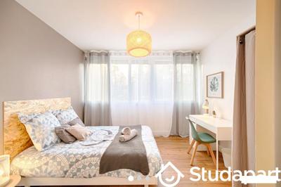 Chambre - 15 m² - 1 pièce