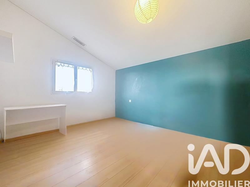 Maison - 137 m² - 5 pièces