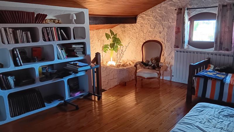 Maison traditionnelle - 153 m² - 6 pièces