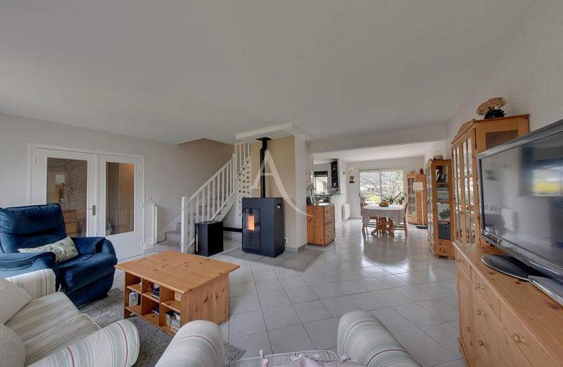 Maison - 165 m² - 7 pièces