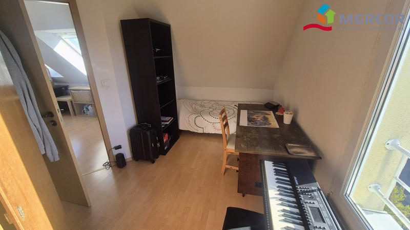 Appartement - 94 m² - 4 pièces