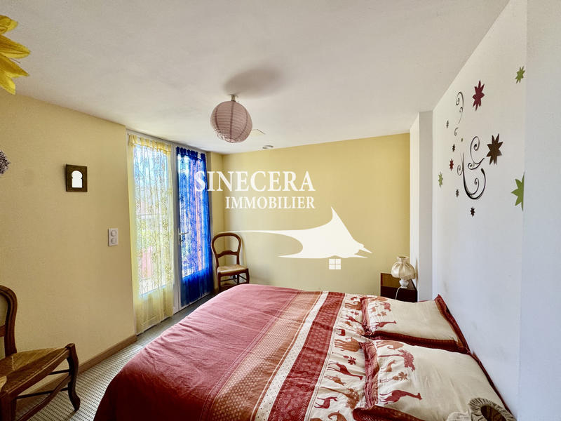 Maison - 200 m² - 10 pièces