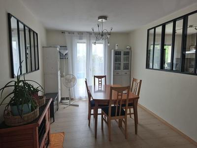Maison - 108 m² - 5 pièces