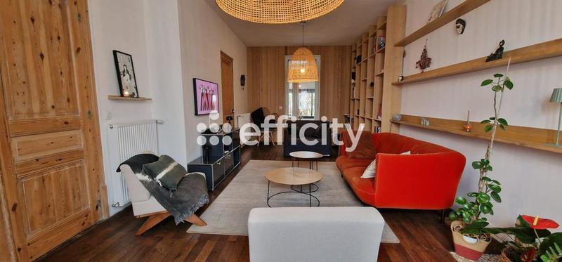 Maison - 165 m² - 7 pièces