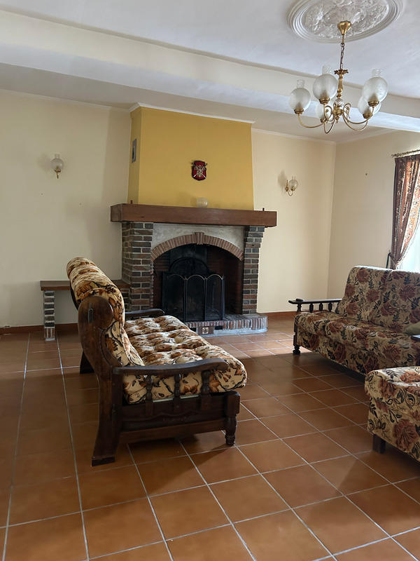 Maison - 230 m² - 10 pièces