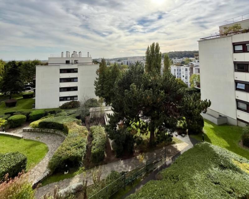 Appartement - 89 m² - 5 pièces