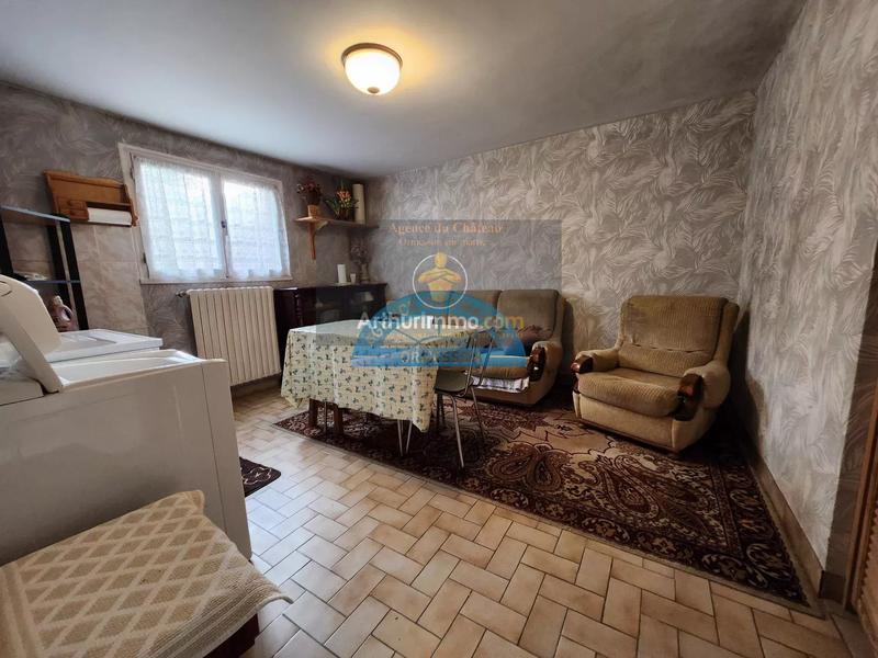 Maison - 200 m² - 8 pièces