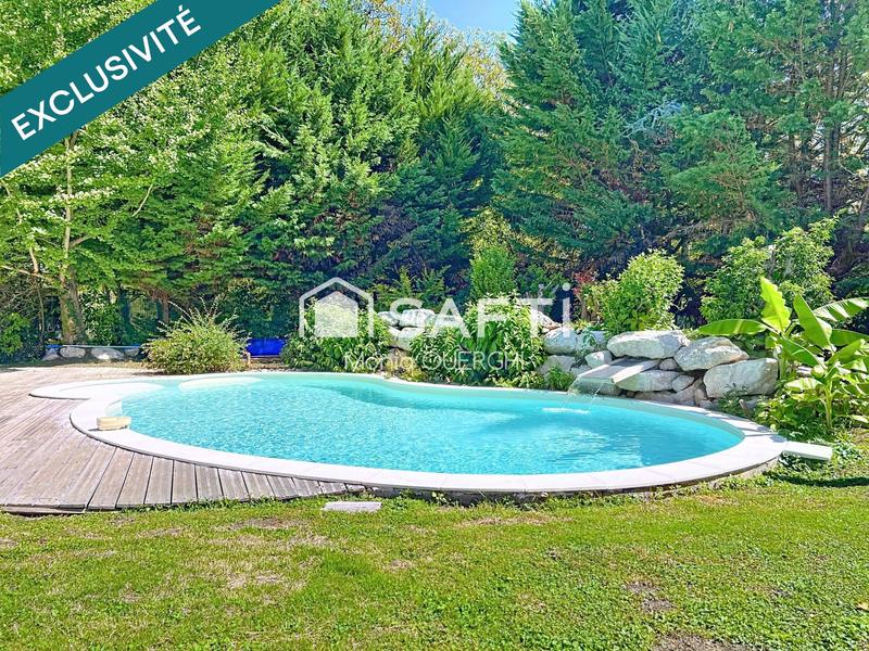 Maison - 300 m² - 10 pièces