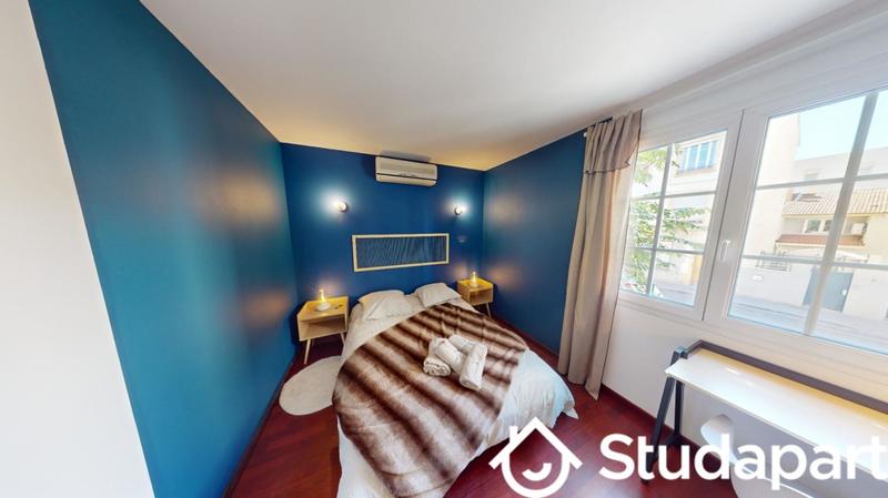 Chambre - 12 m² - 1 pièce