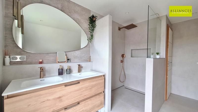 Maison - 129 m² - 6 pièces