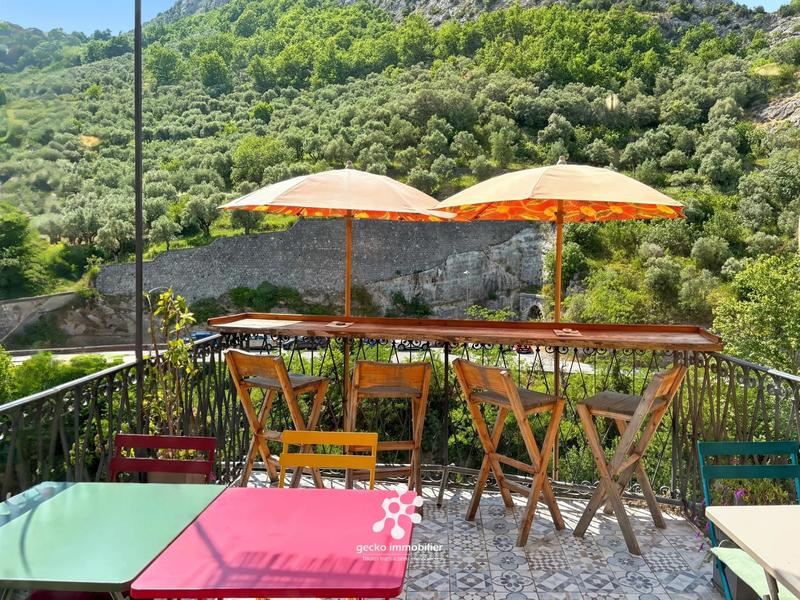 Local commercial - 60 m² - 3 pièces