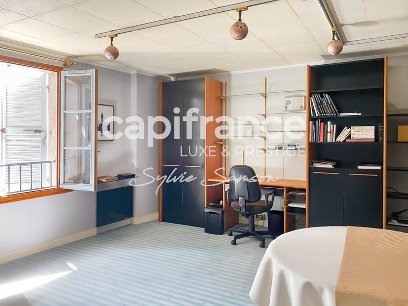 Appartement - 180 m² - 4 pièces