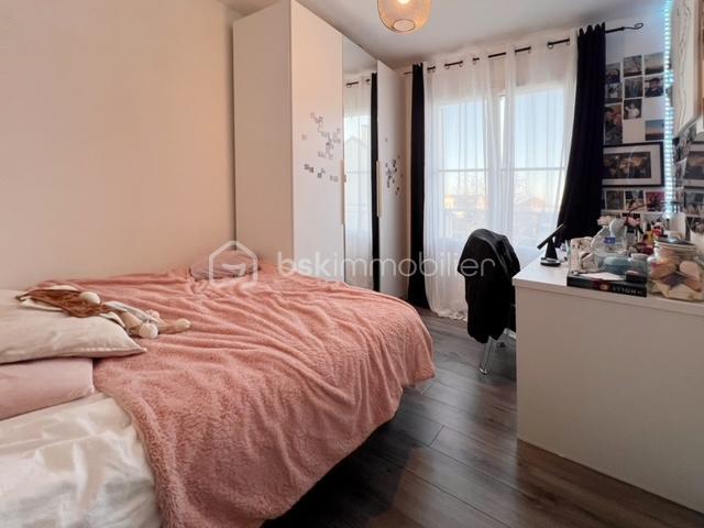 Maison - 85 m² - 5 pièces