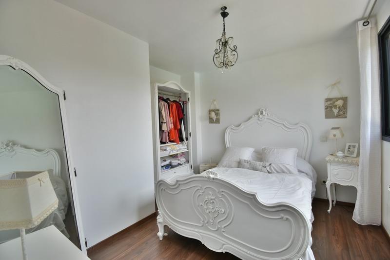 Maison - 210 m² - 7 pièces